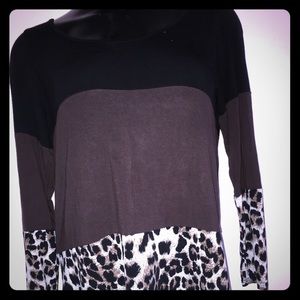 Long sleeve cheetah blouse with buttons